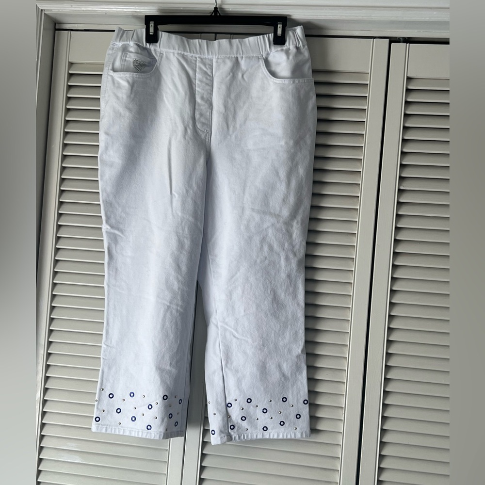QUACKER FACTORY DREAM JEANS SZ L $15.00